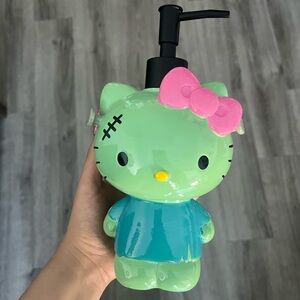 Hello Kitty Halloween Soap Dispenser
